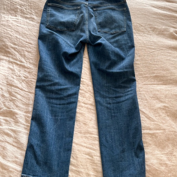 J. Crew 9” Vintage Straight Jean size 30” - Picture 3 of 4
